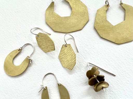 SILVER EARRINGS IN A DAY!