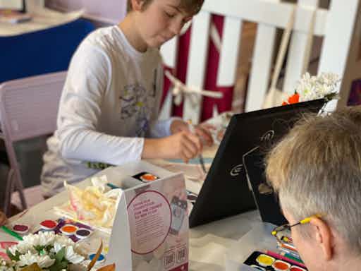 Paint for Fun Pop-Up Studio: Younghusband Market!