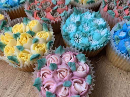 Russian Piping Tip Cupcake Decorating-Beyond Cupcakes Sydney
