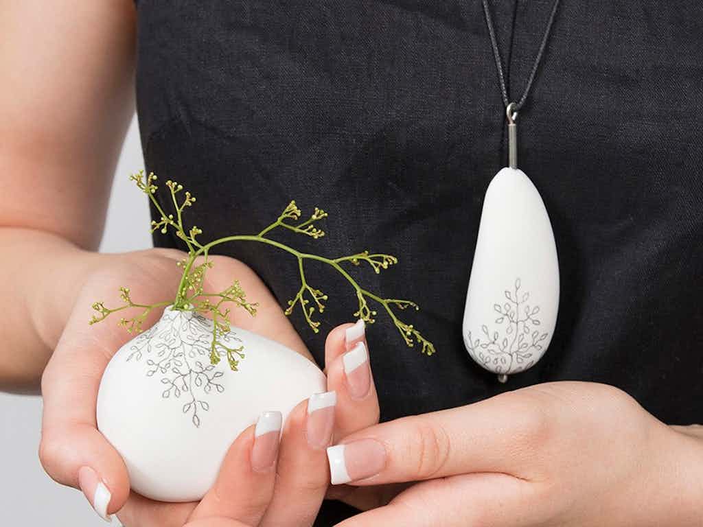 Pottery, ceramics, art, jewellery, porcelain classes