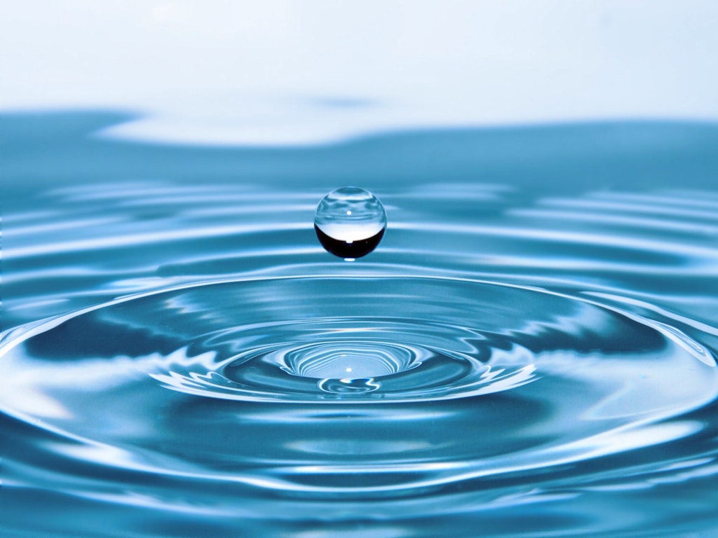nature-water-drops-of-water-liquid-40784
