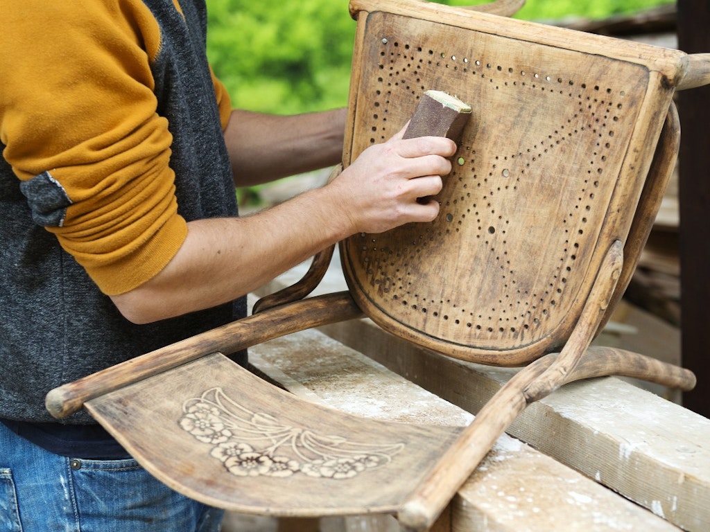 UP-CYCLING FURNITURE