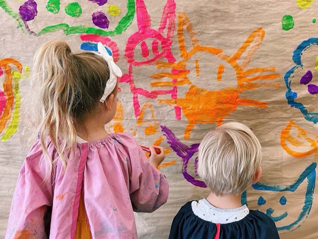 Preschool art class with sensory play, crafts & process art