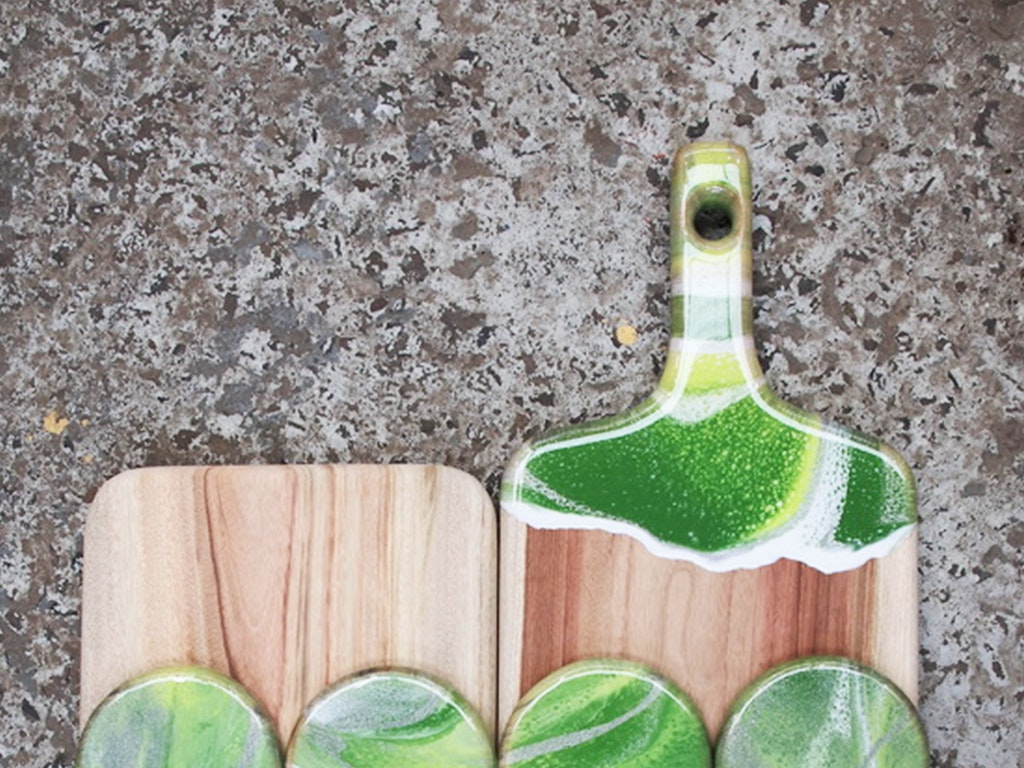 Resin Art Workshop - Cheese boards & Coasters