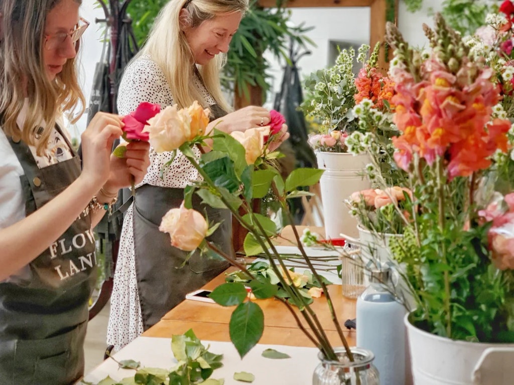 Vase Arrangement Workshop | Floral Design Secrets