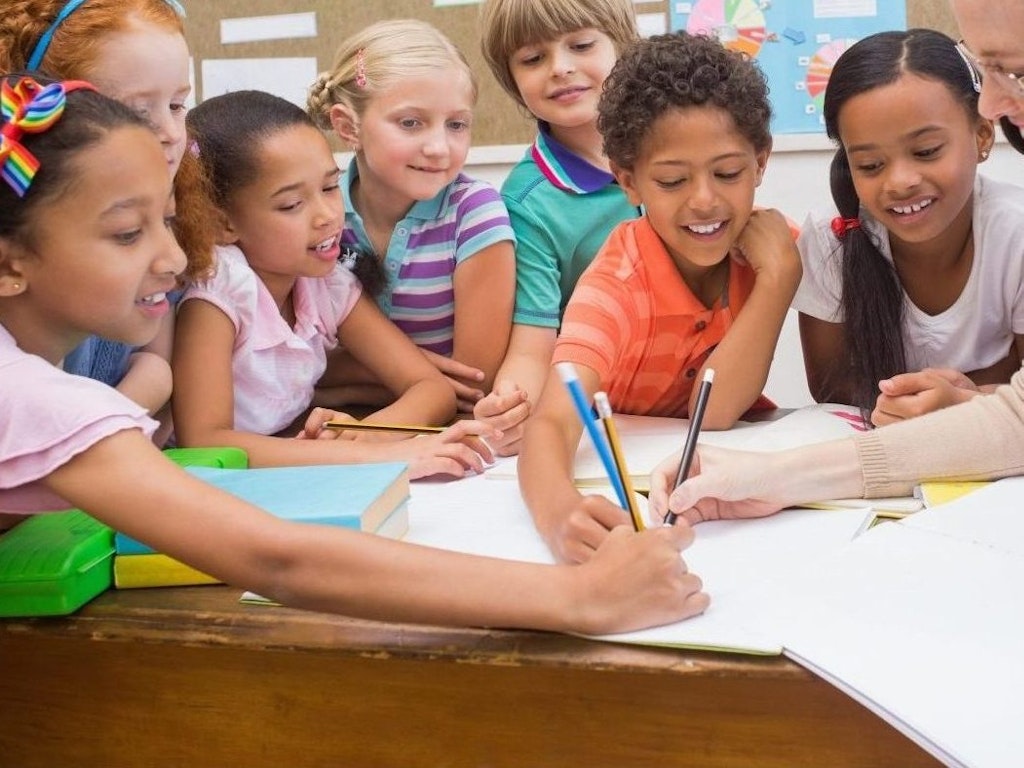 Write & Explore: Creative Writing for Ages 9-11 (Coorparoo)