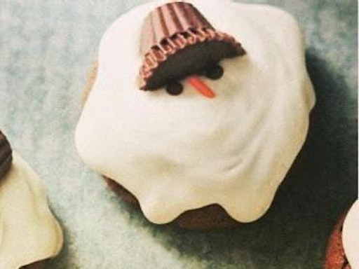 Snowman cupcake